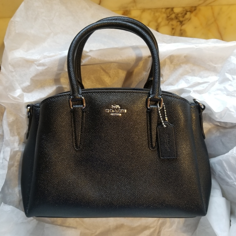 NEW Coach mini sahe Carryall- black